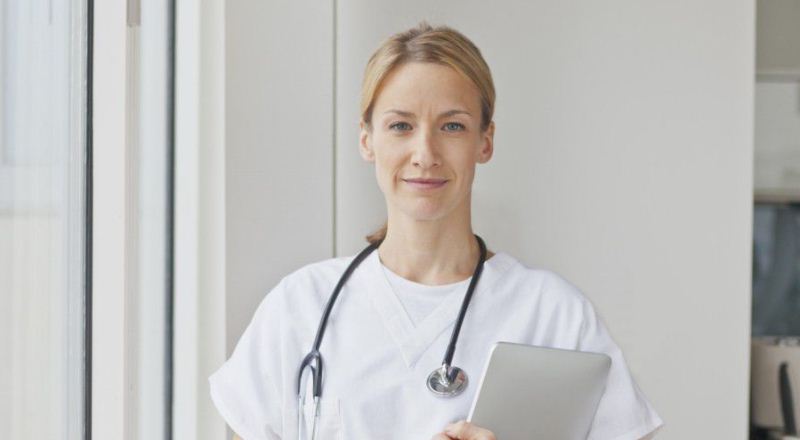 Nurse Practitioners Deliver Personalized Care With Poised Confidence