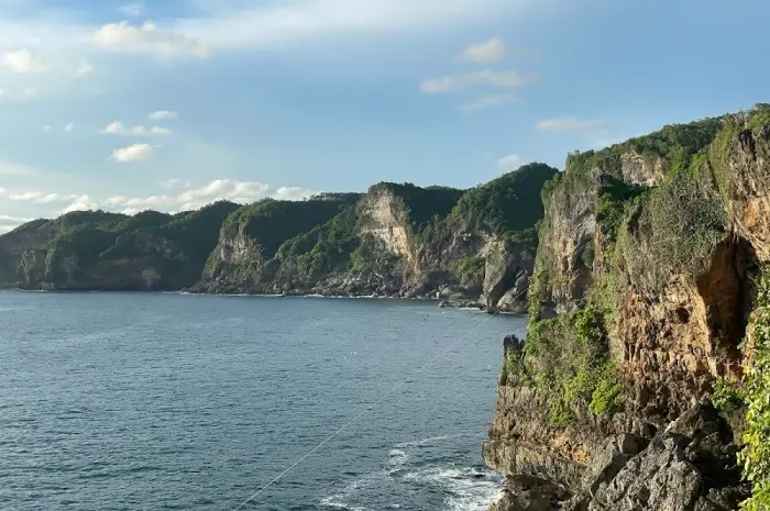 10 Exotic Beaches in Gunung Kidul That Offer Captivating Natural Beauty