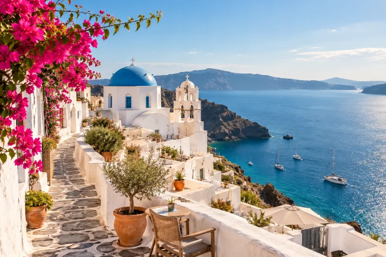 The Best Greek Islands for First-Time Visitors: 6 Easy Choices